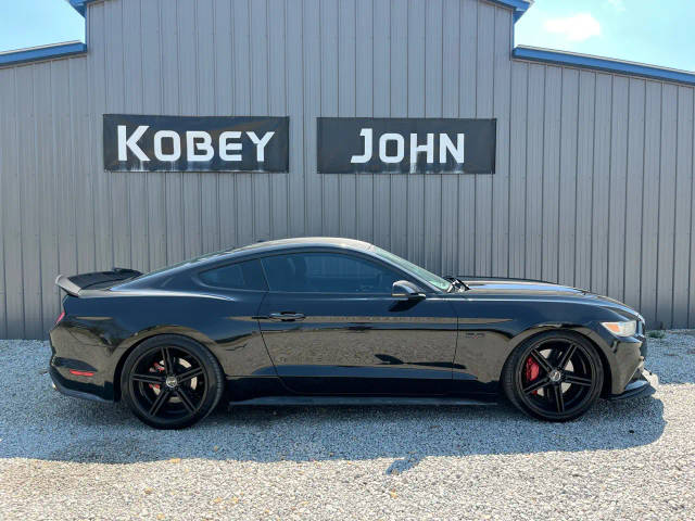 2016 Ford Mustang GT Premium RWD photo