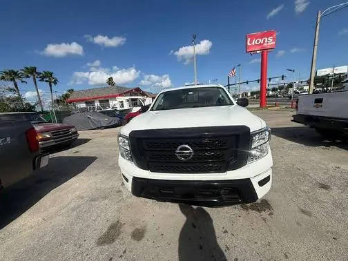 2022 Nissan Titan S RWD photo
