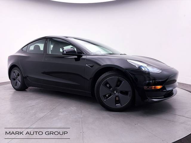 2023 Tesla Model 3 RWD photo