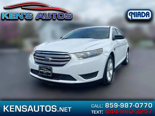 2015 Ford Taurus SE FWD photo