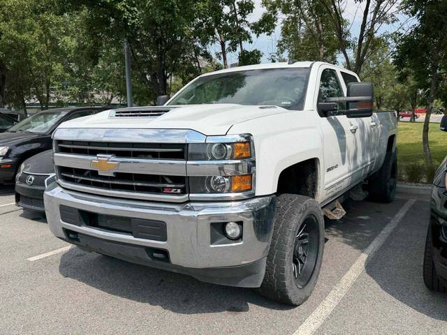 2019 Chevrolet Silverado 2500HD LT 4WD photo