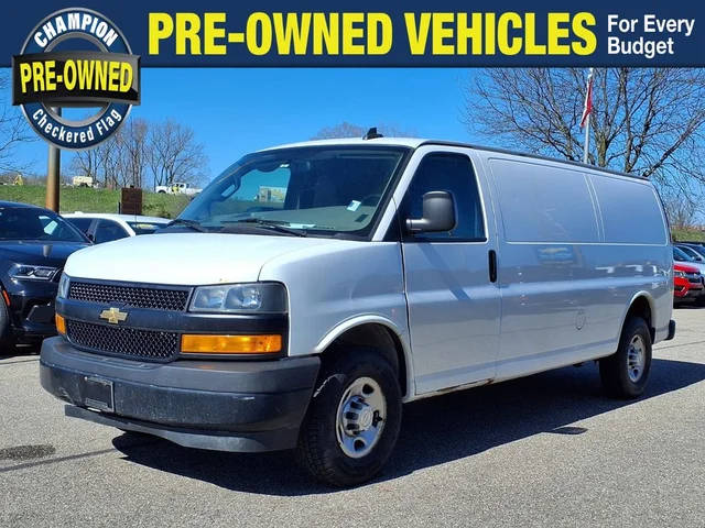 2018 Chevrolet Express Cargo  RWD photo