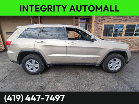2015 Jeep Grand Cherokee Laredo 4WD photo