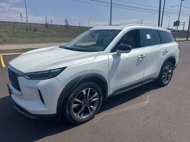 2022 Infiniti QX60 LUXE AWD photo