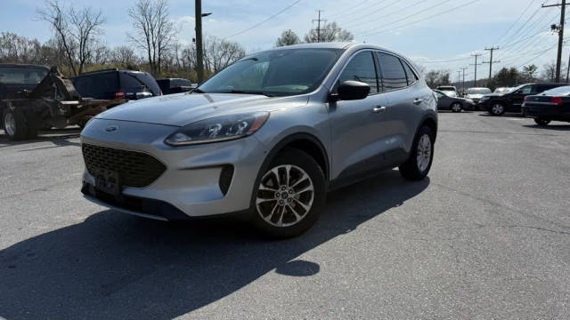 2022 Ford Escape SE FWD photo