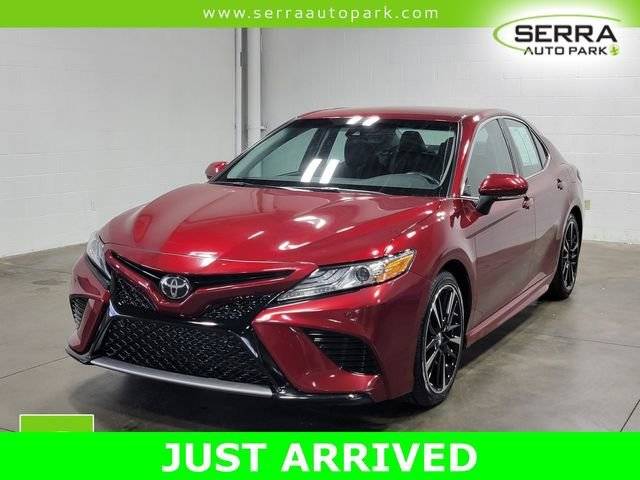 2018 Toyota Camry XSE FWD photo