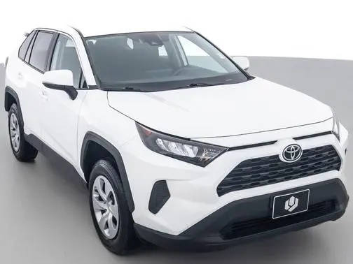 2022 Toyota RAV4 LE FWD photo