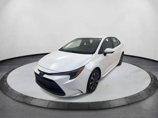 2023 Toyota Corolla LE FWD photo