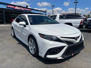 2021 Toyota Camry SE FWD photo