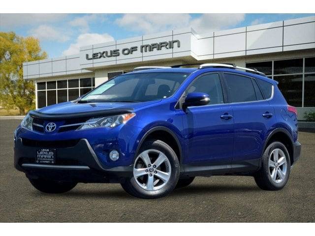 2015 Toyota RAV4 XLE AWD photo