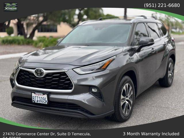 2021 Toyota Highlander XLE FWD photo