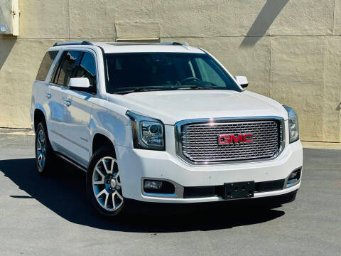 2016 GMC Yukon Denali 4WD photo