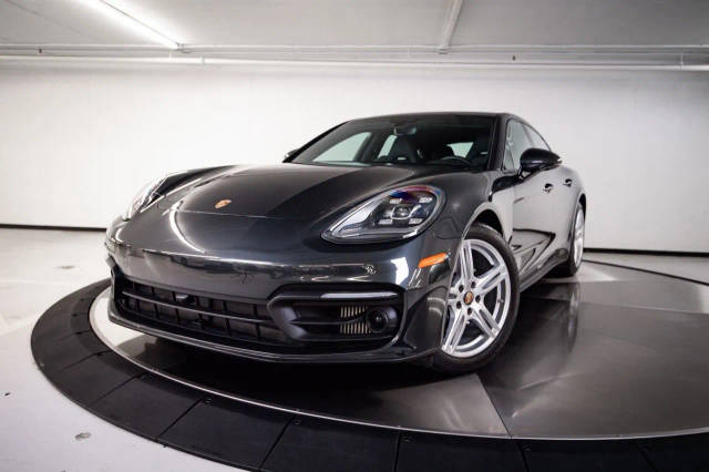 2023 Porsche Panamera 4 Platinum Edition AWD photo