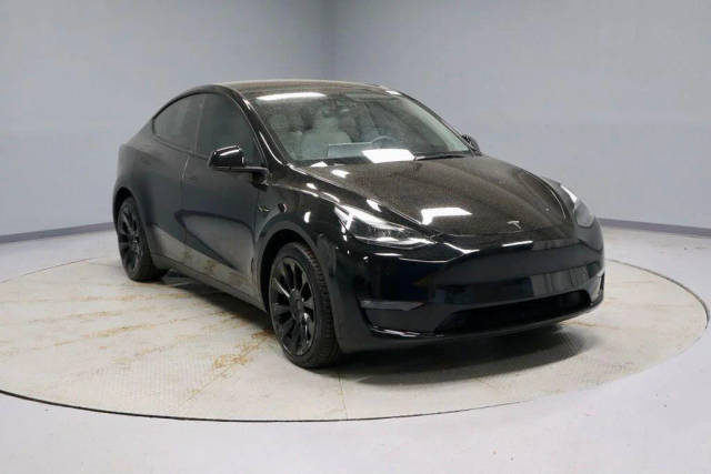 2023 Tesla Model Y Long Range AWD photo