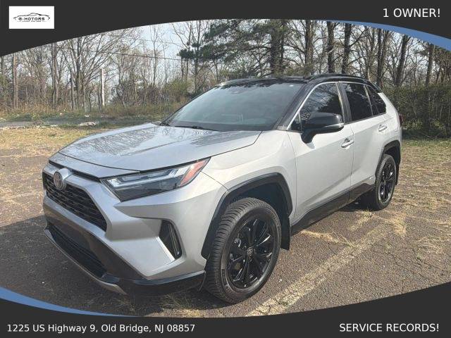 2022 Toyota RAV4 Hybrid XSE AWD photo