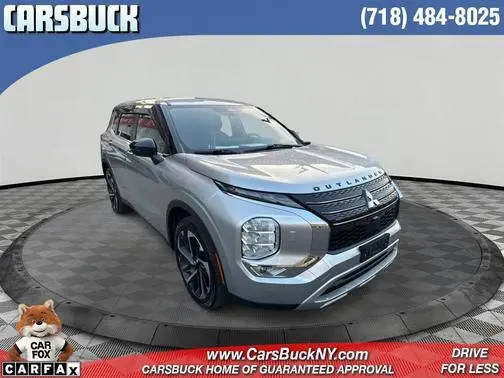 2022 Mitsubishi Outlander SE 4WD photo