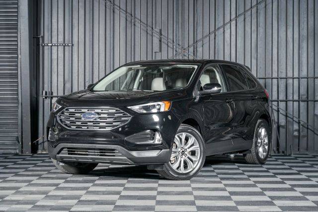 2023 Ford Edge Titanium AWD photo