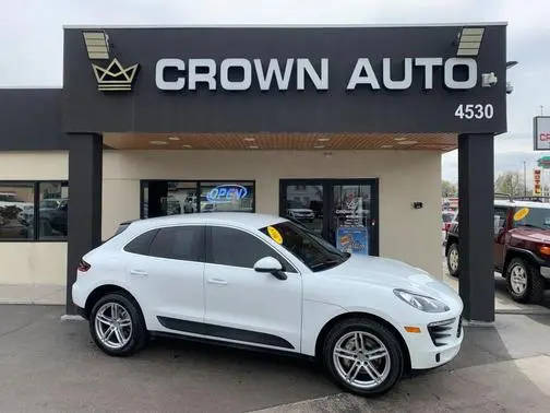 2015 Porsche Macan S AWD photo
