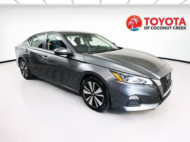 2021 Nissan Altima 2.5 SV FWD photo