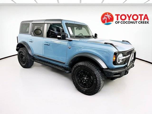 2021 Ford Bronco 4 Door First Edition 4WD photo