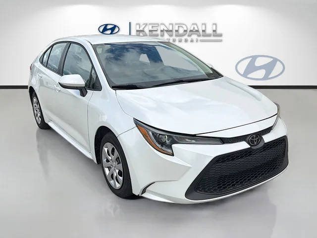 2022 Toyota Corolla LE FWD photo