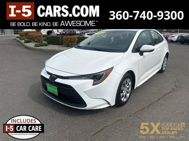 2023 Toyota Corolla LE FWD photo