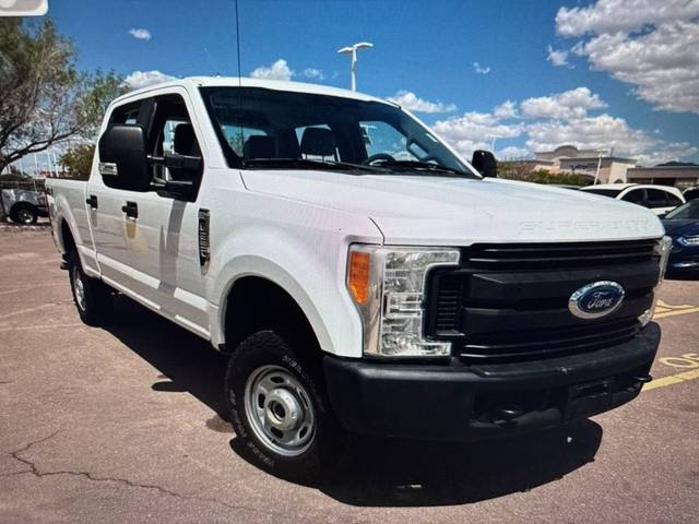 2017 Ford F-250 Super Duty XL 4WD photo