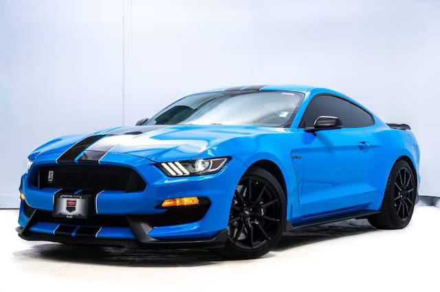 2017 Ford Mustang Shelby GT350 RWD photo