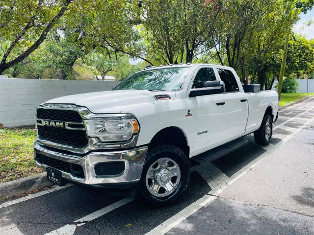 2022 Ram 3500 Tradesman 4WD photo