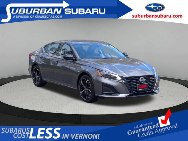 2023 Nissan Altima 2.5 SR FWD photo
