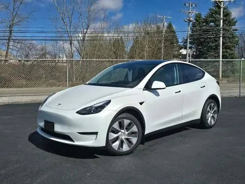 2023 Tesla Model Y Long Range AWD photo