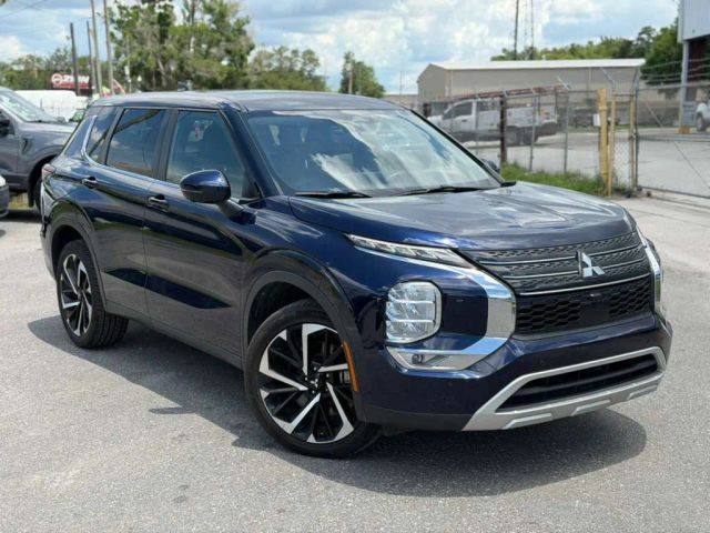 2022 Mitsubishi Outlander 4WD photo