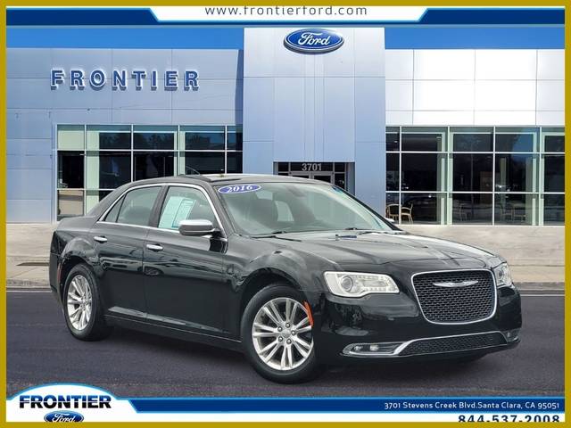 2016 Chrysler 300 300C RWD photo