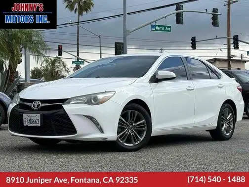 2016 Toyota Camry XLE FWD photo