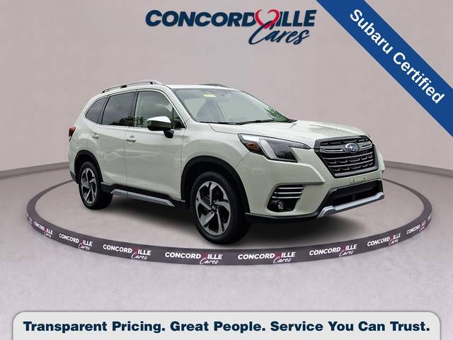 2022 Subaru Forester Touring AWD photo