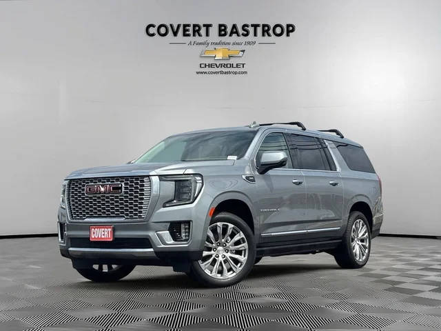 2023 GMC Yukon XL Denali 4WD photo