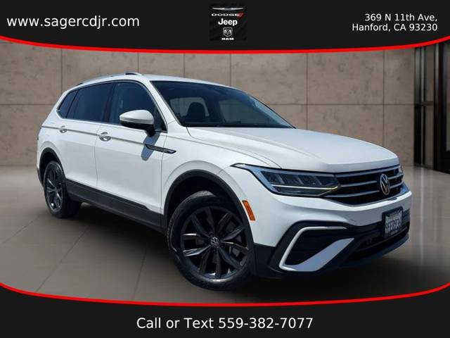 2023 Volkswagen Tiguan SE AWD photo