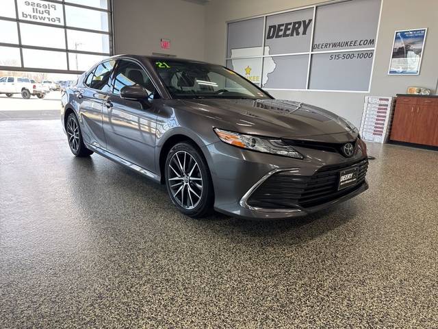 2021 Toyota Camry XLE FWD photo