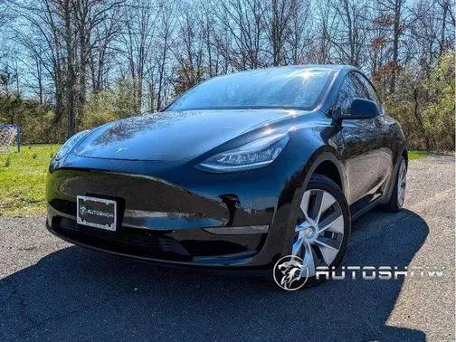2021 Tesla Model Y Long Range AWD photo