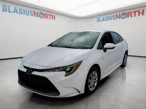 2022 Toyota Corolla LE FWD photo