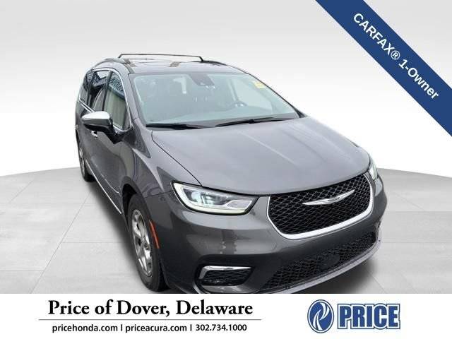 2023 Chrysler Pacifica Minivan Limited FWD photo