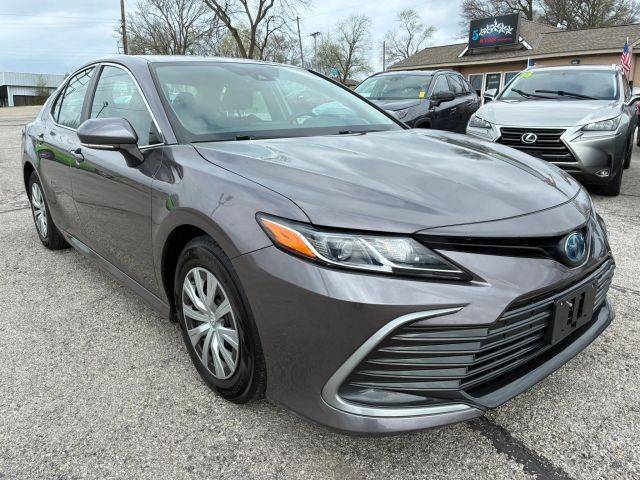 2023 Toyota Camry Hybrid LE FWD photo