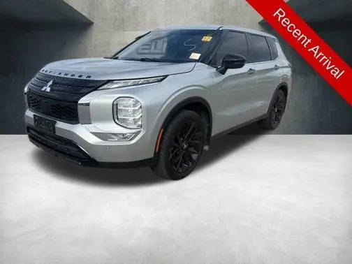 2022 Mitsubishi Outlander SE FWD photo