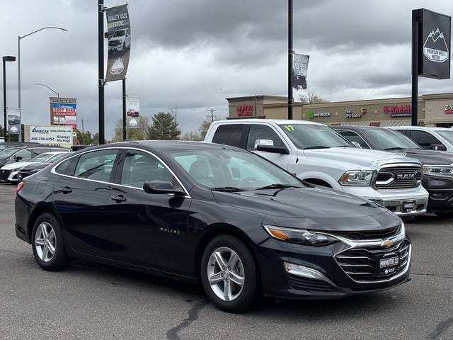 2022 Chevrolet Malibu LS FWD photo