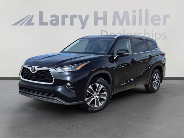 2023 Toyota Highlander XLE AWD photo