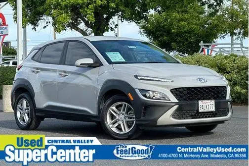 2022 Hyundai Kona SE AWD photo