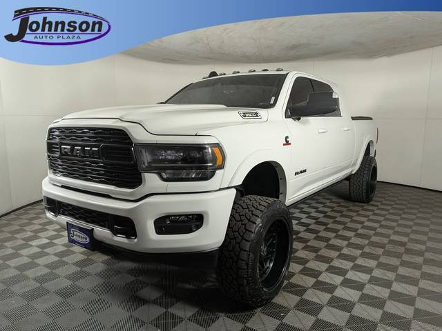 2022 Ram 3500 Limited 4WD photo