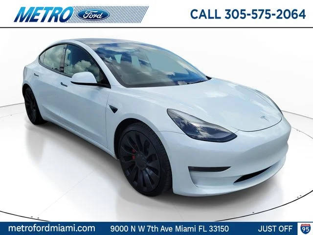 2022 Tesla Model 3 Performance AWD photo