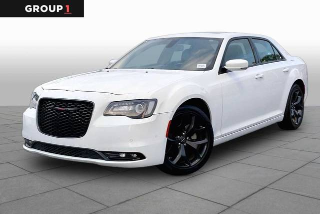 2023 Chrysler 300 300S RWD photo