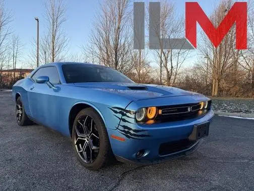 2015 Dodge Challenger SXT Plus RWD photo